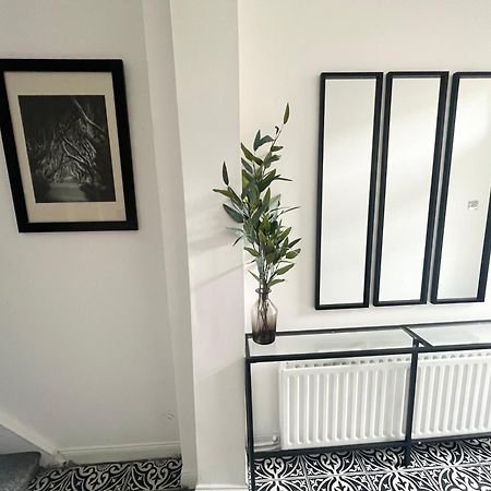 Luxury Belfast Stay - Townhouse Buitenkant foto