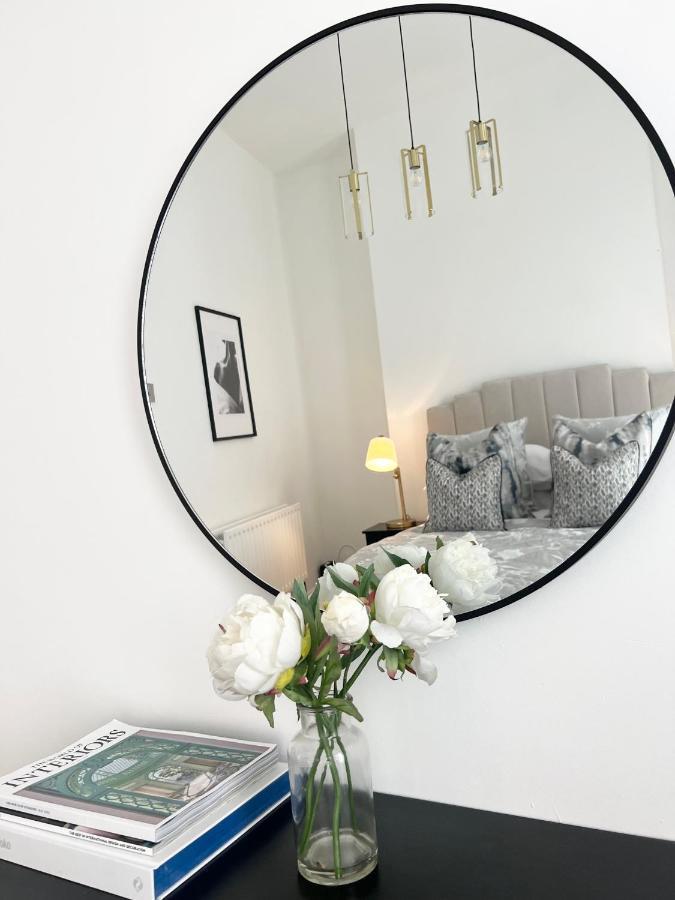Luxury Belfast Stay - Townhouse Buitenkant foto