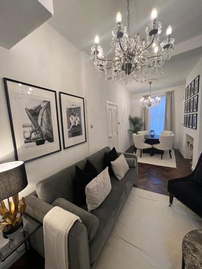 Luxury Belfast Stay - Townhouse Buitenkant foto