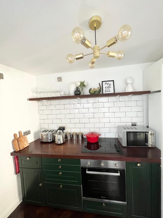 Luxury Belfast Stay - Townhouse Buitenkant foto