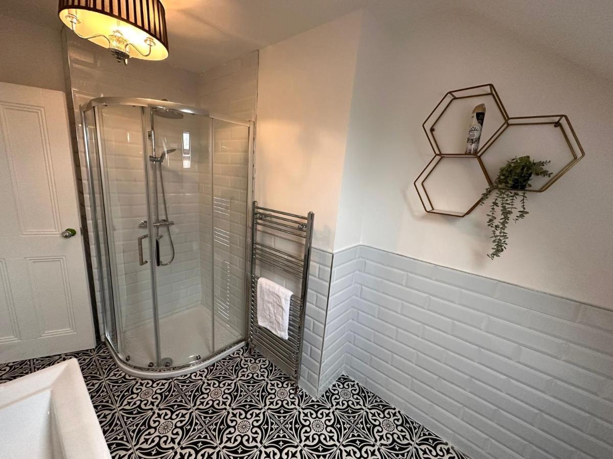 Luxury Belfast Stay - Townhouse Buitenkant foto